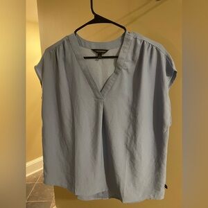 Womens Banana Republic blouse